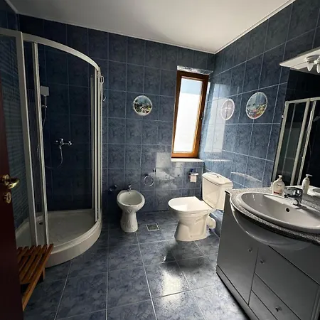 Bed & Breakfast Retreat In The Brasov